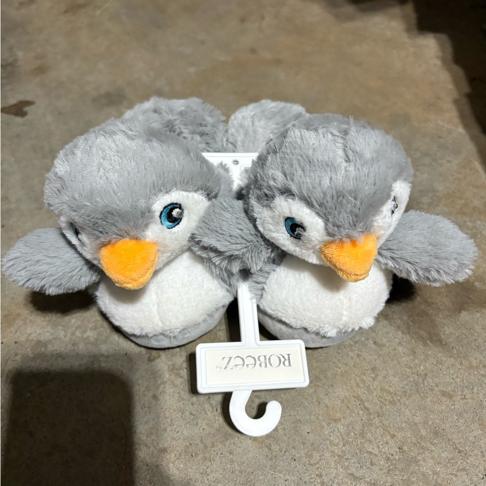 Robeez Gray and White Penguin Light up Slippers